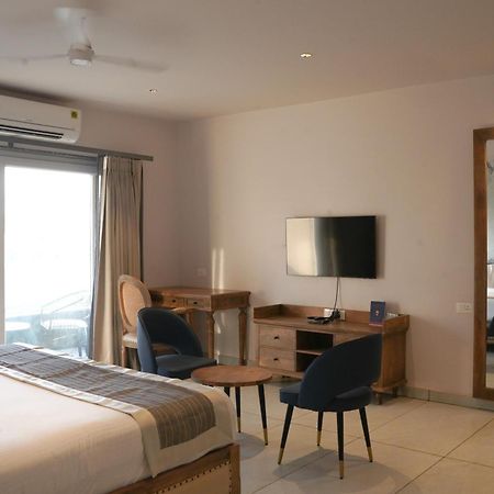 Ariena By Spree Hotels Goa Morjim Exterior foto