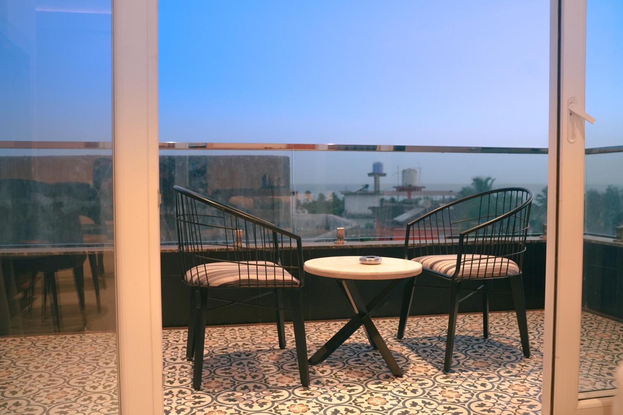 Ariena By Spree Hotels Goa Morjim Exterior foto