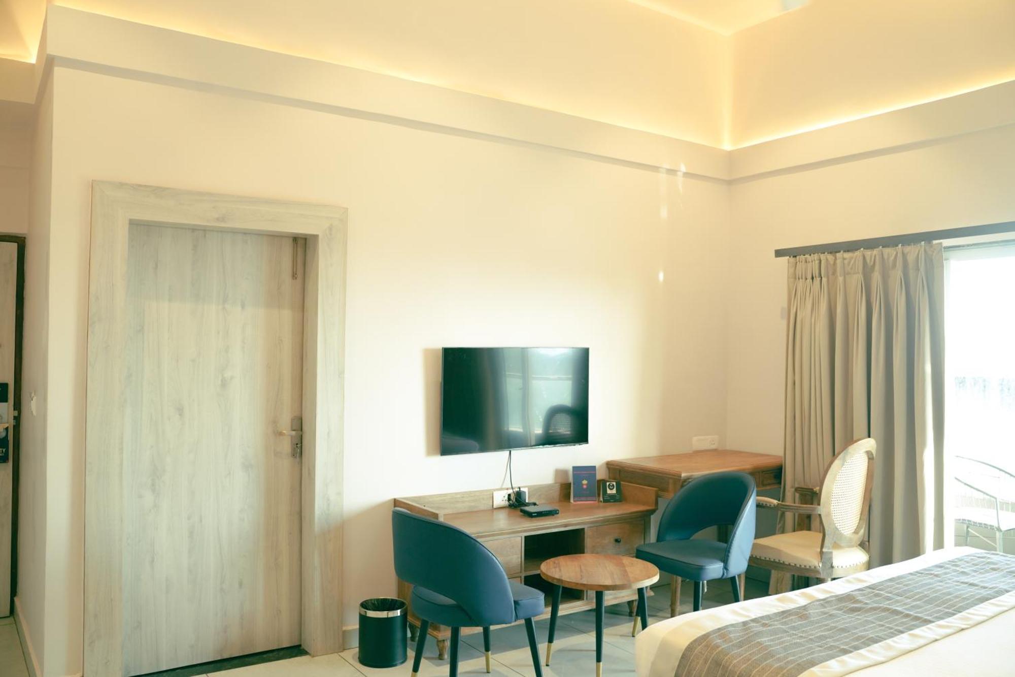 Ariena By Spree Hotels Goa Morjim Exterior foto