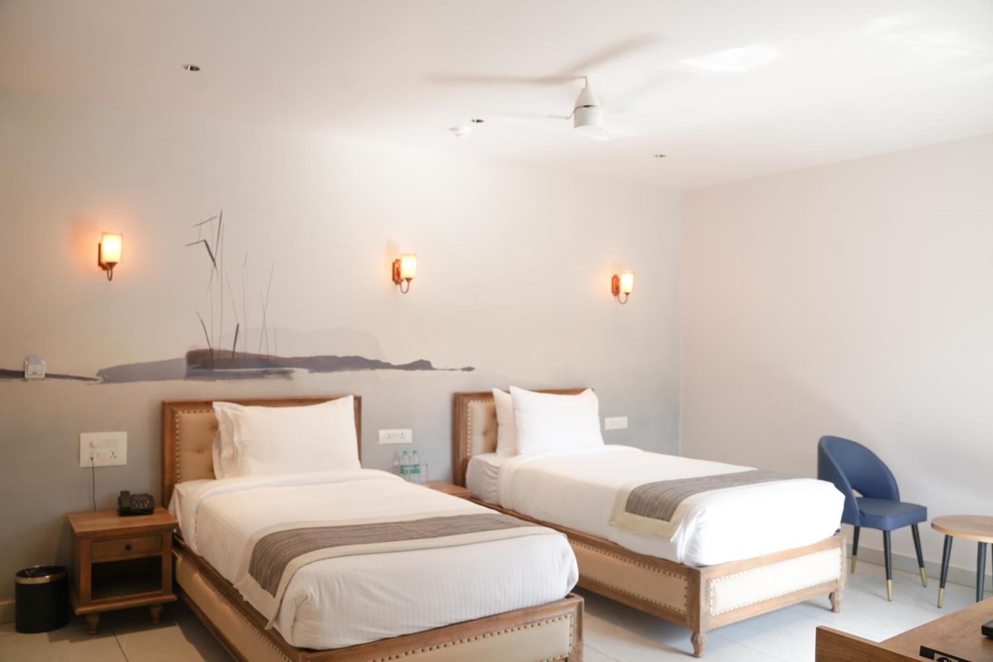 Ariena By Spree Hotels Goa Morjim Exterior foto
